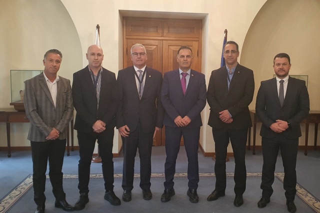 You are currently viewing Συνάντηση της AHEPA Κύπρου με τον έντιμο Υφυπουργό παρά τω Προέδρω στο Προεδρικό 